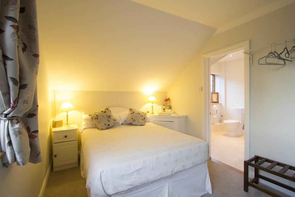 Fern Lodge Guesthouse Hythe  Bilik gambar